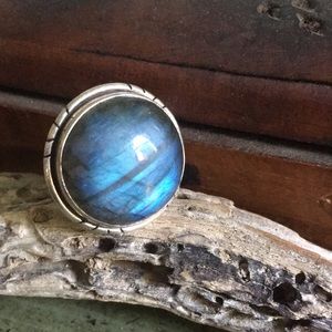 Labradorite ring
